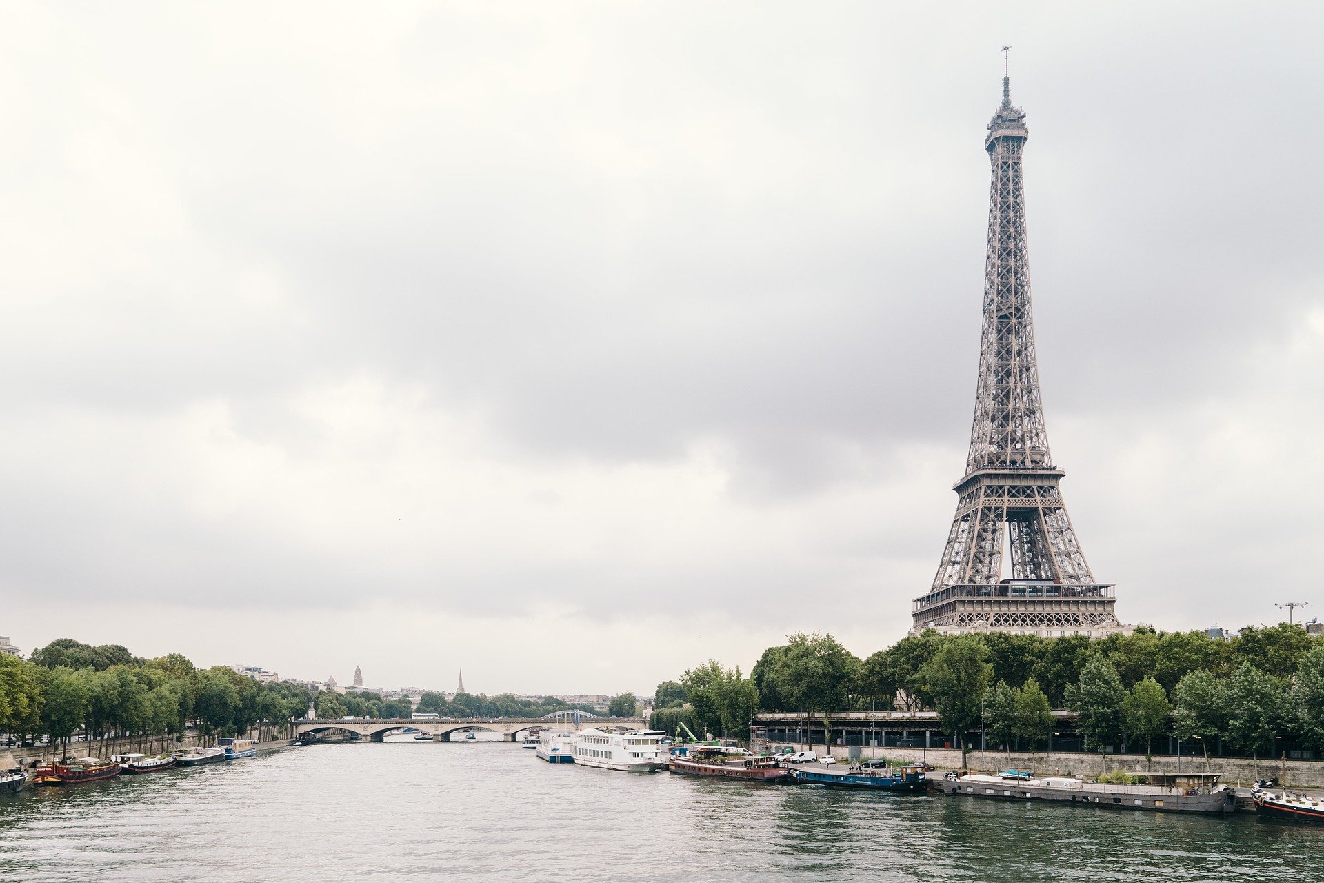 معلومات عن كل ما تحتاجه للذهاب إلى ملاهي استريكس في باريس